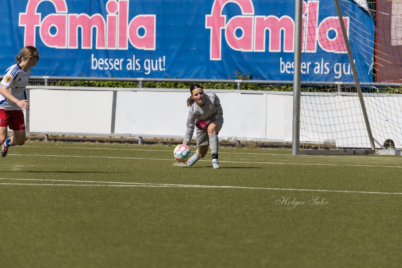 Bild 69 - wBJ Lotto Pokal Finale  Eimsbuetteler TV - Hamburger SV : Ergebnis: 0:3